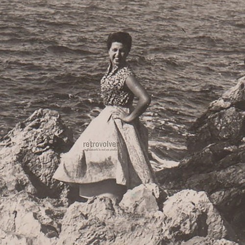 Bellissima giovane donna - , in