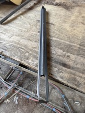 Guarnizione Porta Finestrino Anteriore Lato Passeggero Range Rover Classic