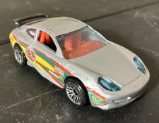 Silver Porsche 911 GT3 Cup -