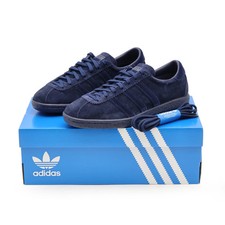 JR2743 adidas Originals