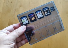 4 giochi + 8gb memory card per