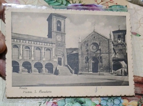 Norcia piazza san benedetto - san,