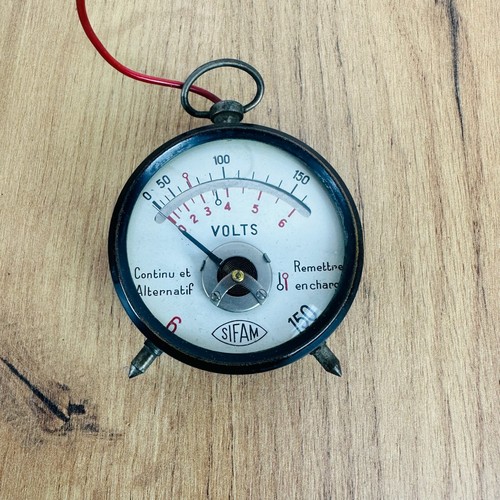 Antico voltmetro orologio - voltmetro,