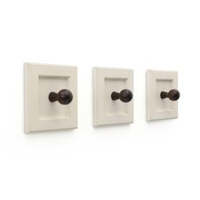 3 ganci appendiabiti, anni