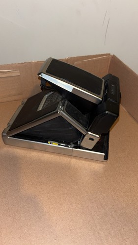 Polaroid sonar - sx-70,