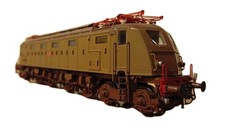 locomotiva rivarossi E 428 226