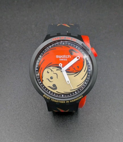 Nuovo swatch big - big, bold
