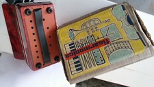 fisarmonica giocattolo con