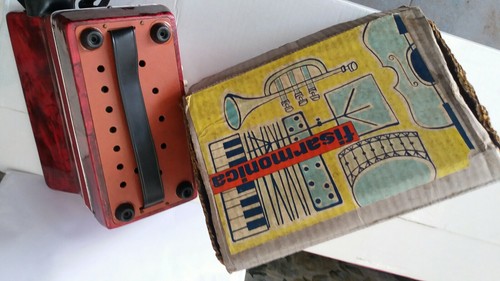 Fisarmonica giocattolo con - fisarmonica,