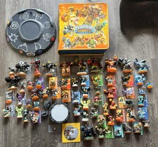 Pacchetto Skylanders Giants: 11 giganti + 49 personaggi, portale, custodia e arena di battaglia!