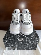 Jordan 4 nero militare -