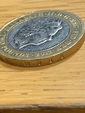 Rarissima moneta da 2 sterline