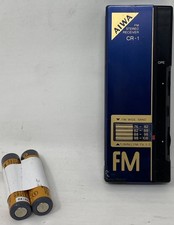 Rara radio walkman tascabile blu AIWA CR-1 FM STEREO made in Japan TESTATA