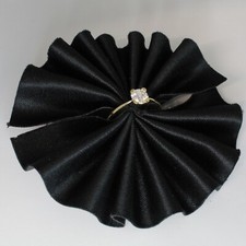 Anello Solitario in Oro Giallo 18kt con Diamante Naturale 0.58ct certificato HRD