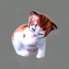 Royal doulton gattino hn - gattino, (hn