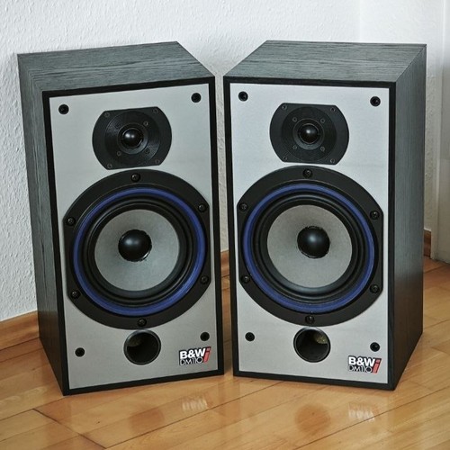 Bowers and wilkins - x, b&w