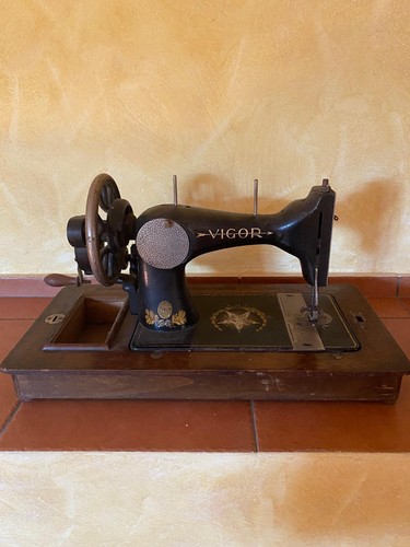 Antica macchina cucire - macchina, da