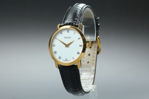 Near mint gucci - [near, white