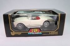 LE732 BURAGO 3010 Voiture 1/18