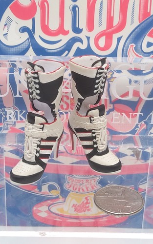 Hot toys mms383 suicide squad - toys,