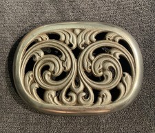 Antica griglia in ghisa