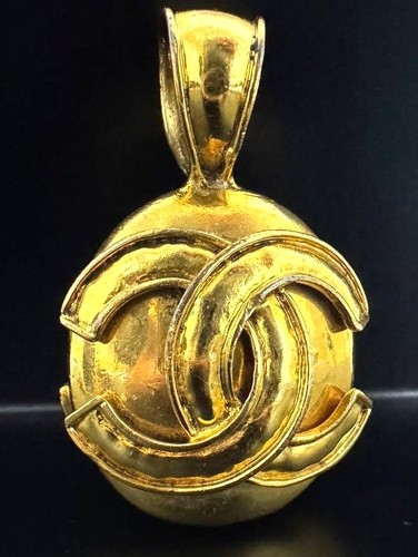Chanel logo ball - cc,