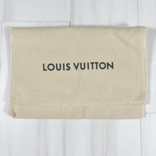 Louis vuitton dust bag busta - louis,