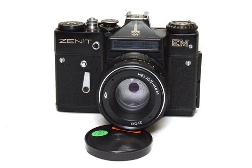 Fotocamera analogica zenit - analogica, em