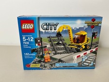 Lego City Level Crossing 7936