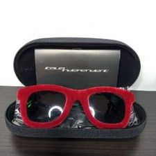 Occhiali da Sole Italia Independent rossi con montatura "pelosa" 