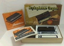 R&M Merchandisers Stilofono