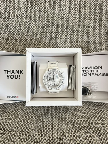 Omega swatch moonswatch - omega,