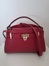 Borsetta Donna a Mano con Tracolla Regolabile In Vera Pelle Made In Italy 