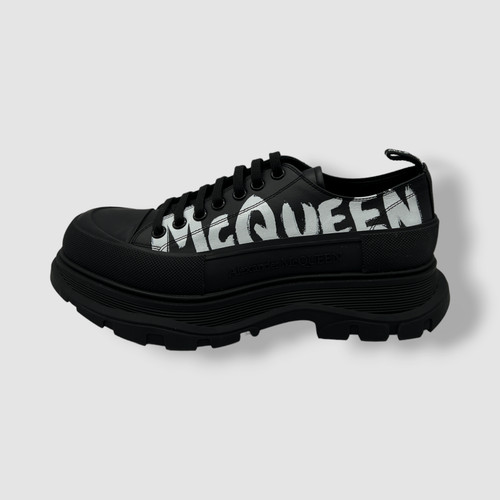 Scarpe sneakers stringate