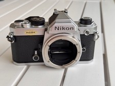 Nikon FM macchina fotografica analogica 35 mm