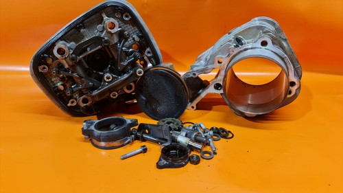 Cilindro testata sinistro bmw - cilindro,