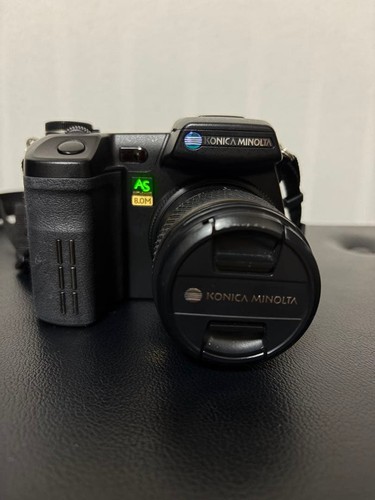 Fotocamera digitale compatta