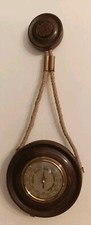 Vecchio Barometro In Legno E