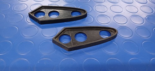 Supporti plastica frecce - 2,