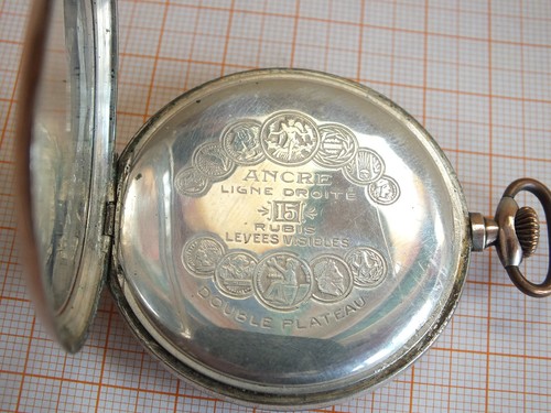 Bellissimo vecchio orologio - , da
