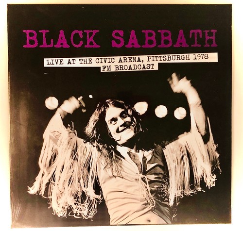 Black sabbath live - black,