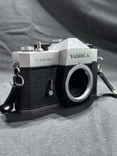 Yashica TL Electro SLR 35mm fotocamera reflex pellicola solo corpo - funziona meccanicamente -