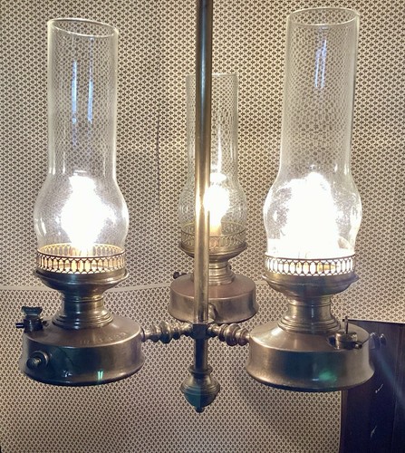 Lampadario antico petrolio - antico,