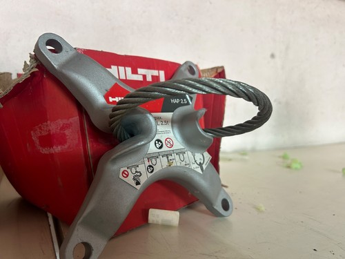 Punti ancoraggio hilti - di,