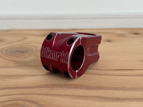 Black market underboss stem - black,
