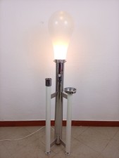 Piantana Lampada Da Terra