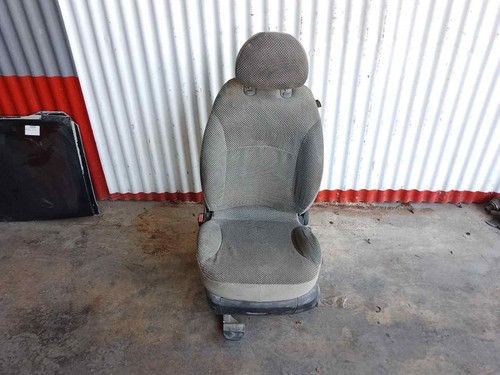 Asiento delantero izquierdo - delantero,
