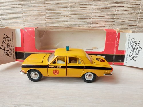 Volga gaz polizia gai - 24, polizia,