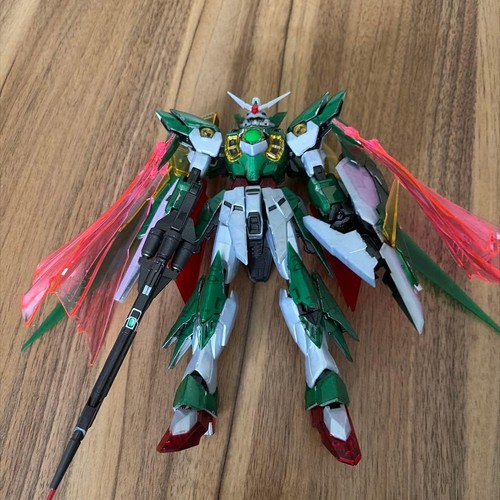 Assemblato 100 gundam - mg,