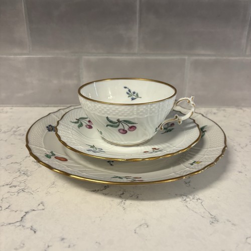 Raro piattino piatto - piatto, tazza